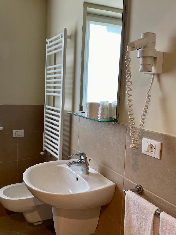 Hotel Campagnola มัลเชซิเน ภายนอก รูปภาพ